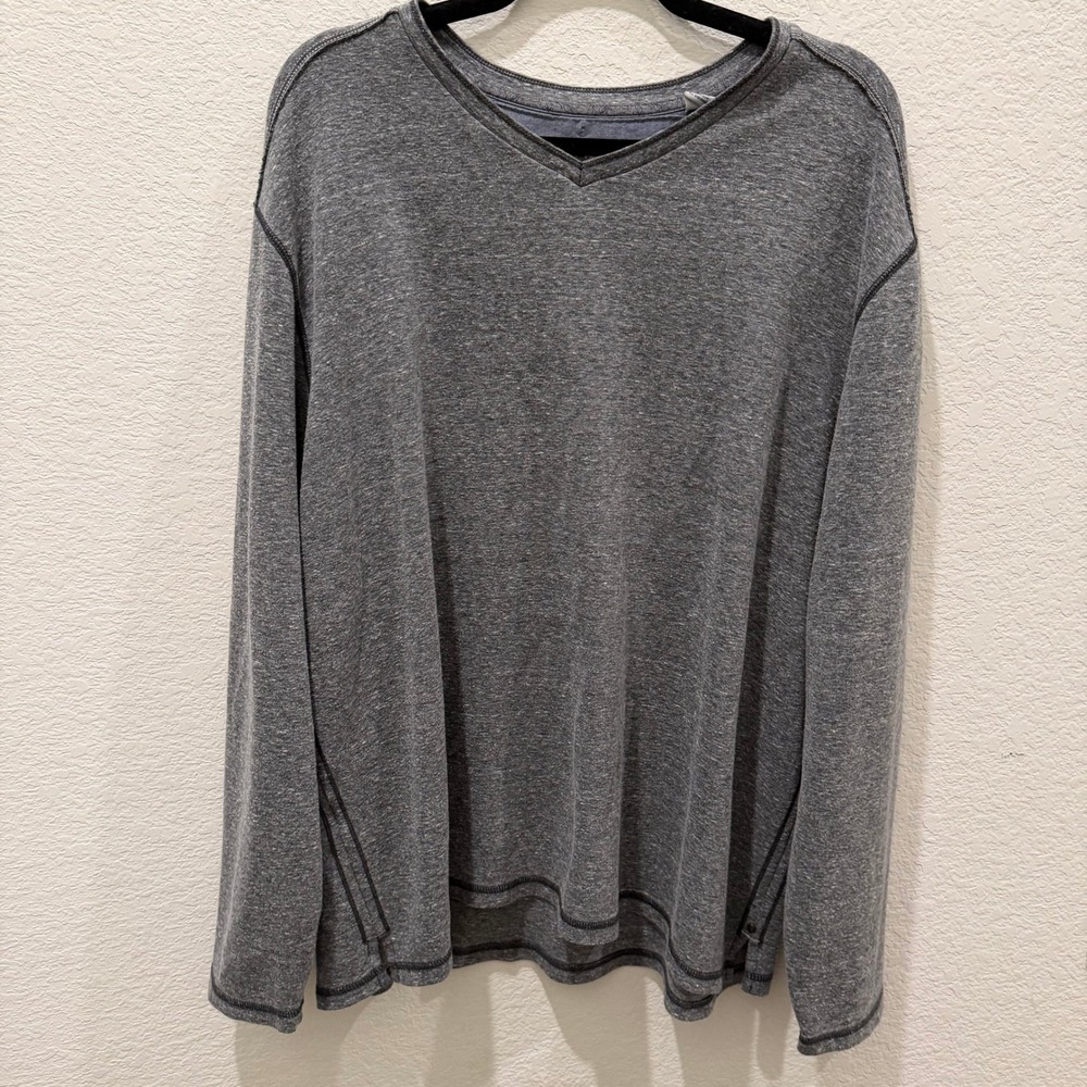 Tommy Bahama Mens XL Gray V-Neck Long Sleeve T-Shirt Heathered Marlin Logo